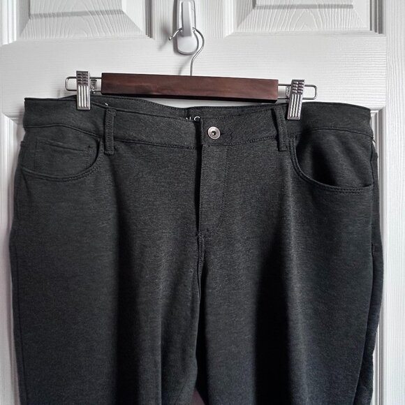 Sonoma Women's 16 Slim Straight Mid Rise Stretchy Dark Gray Knit 5 Pocket Pants - Picture 2 of 5